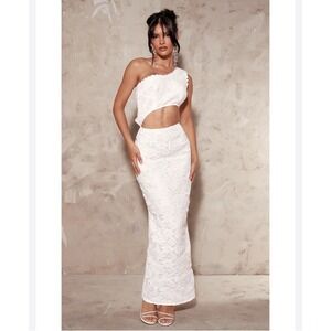 Pretty Little Things Crochet Lace Two-Piece Maxi Dress WHITE Boho 12 NWOT Cutout